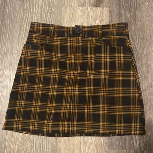 yellow plaid skirt